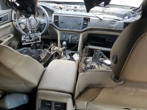 1V2PR2CA6JC537572 2018 VOLKSWAGEN ATLAS - Image 8