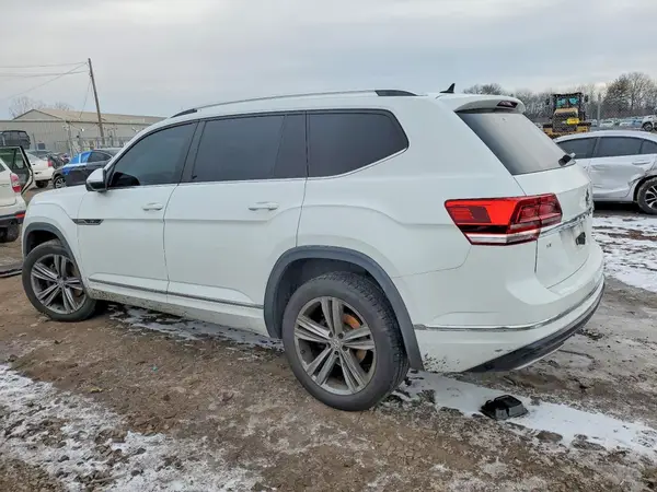 1V2PR2CA6JC575562 2018 VOLKSWAGEN ATLAS - Image 2