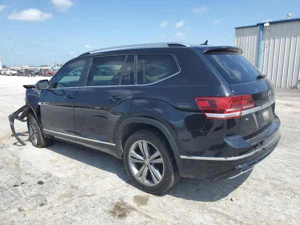 1V2PR2CA7JC519727 2018 VOLKSWAGEN ATLAS - Image 2