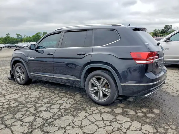 1V2PR2CA8JC537489 2018 VOLKSWAGEN ATLAS - Image 2
