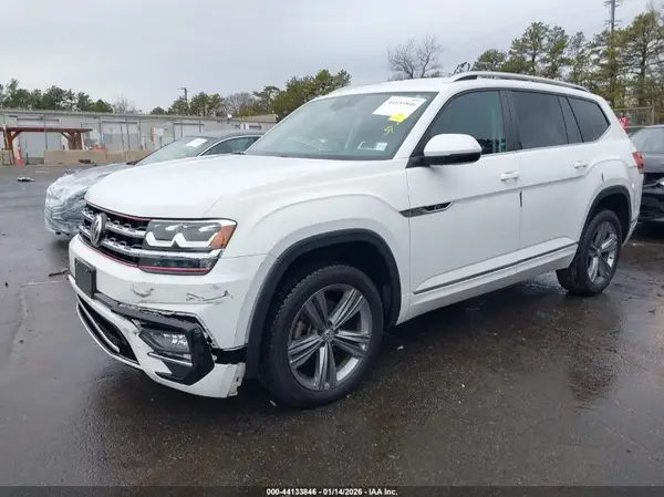 1V2PR2CA8JC553546 2018 VOLKSWAGEN ATLAS - Image 2