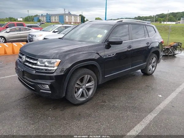 1V2PR2CA8JC591424 2018 VOLKSWAGEN ATLAS - Image 2