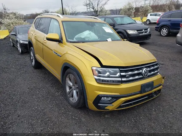 1V2RR2CA0JC557938 2018 VOLKSWAGEN ATLAS - Image 1