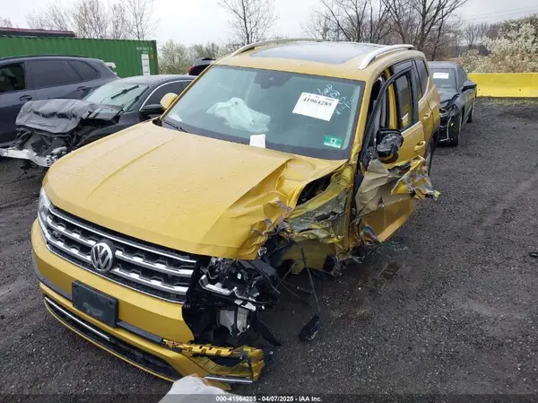1V2RR2CA0JC557938 2018 VOLKSWAGEN ATLAS - Image 2