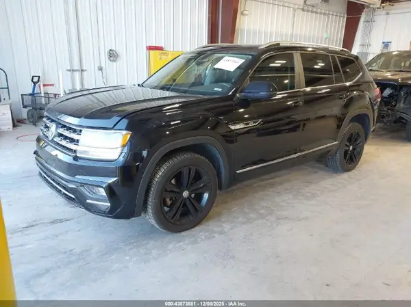 1V2RR2CA1JC529985 2018 VOLKSWAGEN ATLAS - Image 2