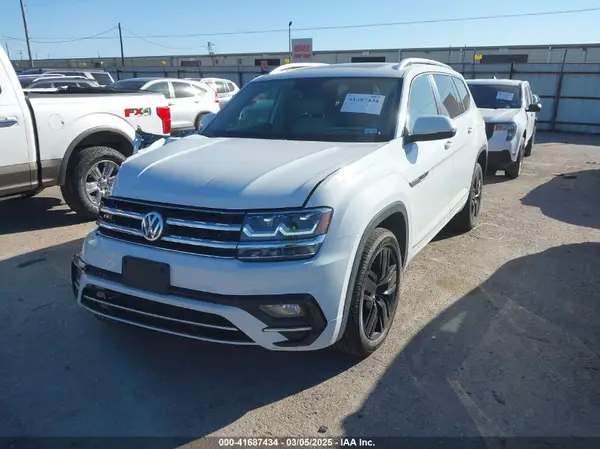 1V2RR2CA1JC566065 2018 VOLKSWAGEN ATLAS - Image 2
