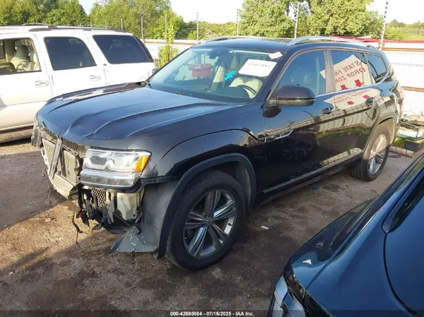 1V2RR2CA3JC543113 2018 VOLKSWAGEN ATLAS - Image 2
