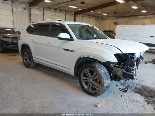 1V2RR2CA7JC536942 2018 VOLKSWAGEN ATLAS - Image 1