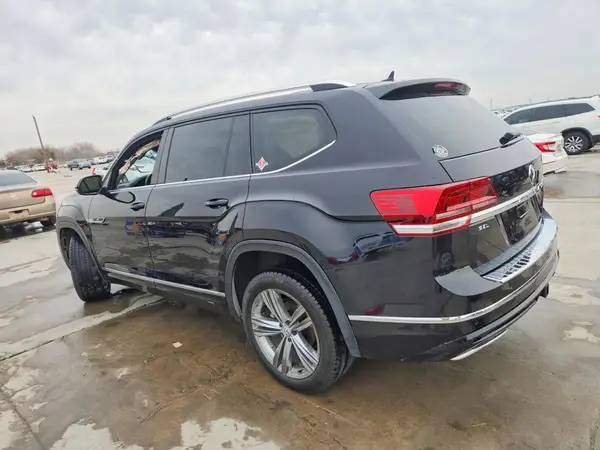1V2RR2CA8JC527814 2018 VOLKSWAGEN ATLAS - Image 2