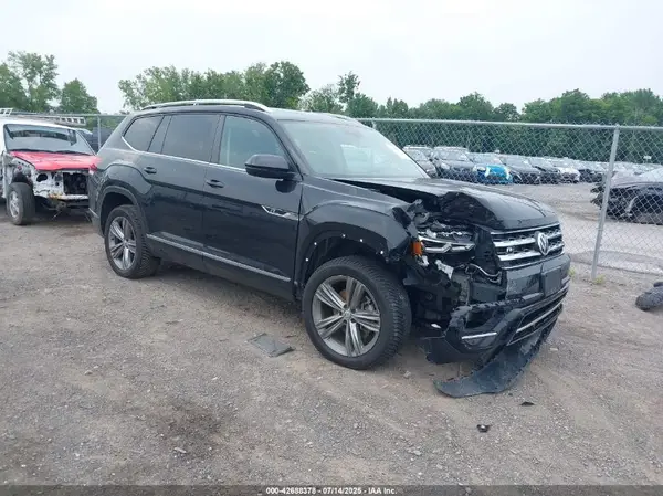 1V2RR2CA8JC560635 2018 VOLKSWAGEN ATLAS - Image 1