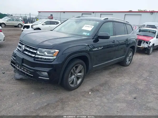 1V2RR2CA8JC560635 2018 VOLKSWAGEN ATLAS - Image 2
