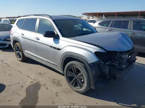 1V2SR2CA8PC528178 2023 VOLKSWAGEN ATLAS - Image 1