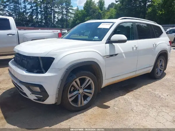 1V2SR2CAXJC548598 2018 VOLKSWAGEN ATLAS - Image 2