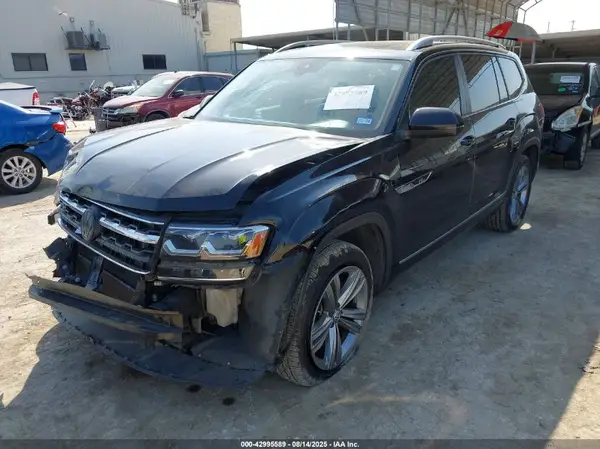 1V2SR2CAXJC552232 2018 VOLKSWAGEN ATLAS - Image 2