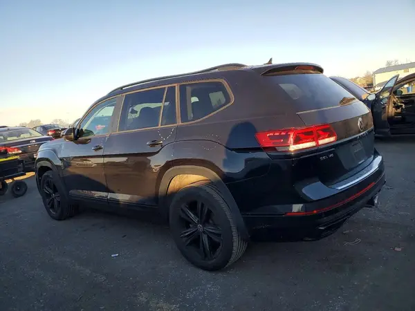 1V2SR2CAXPC529073 2023 VOLKSWAGEN ATLAS - Image 2