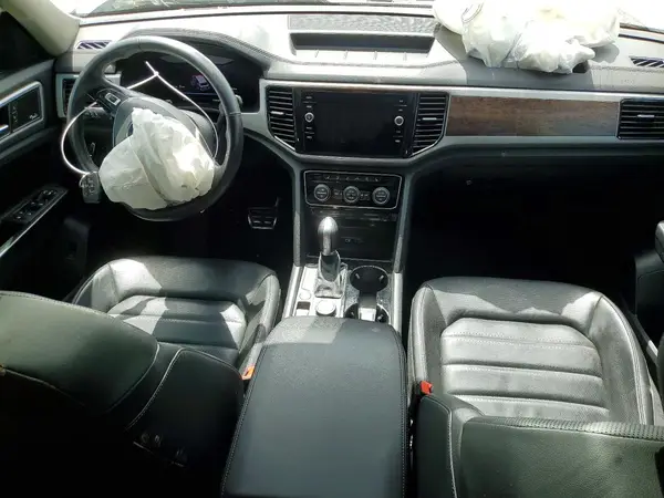 1V2TR2CA2JC575752 2018 VOLKSWAGEN ATLAS - Image 8