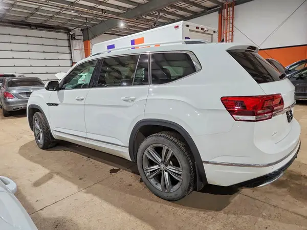 1V2TR2CA7KC598381 2019 VOLKSWAGEN ATLAS - Image 2