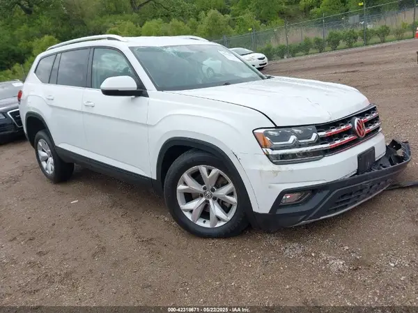 1V2UR2CA0KC560799 2019 VOLKSWAGEN ATLAS - Image 1
