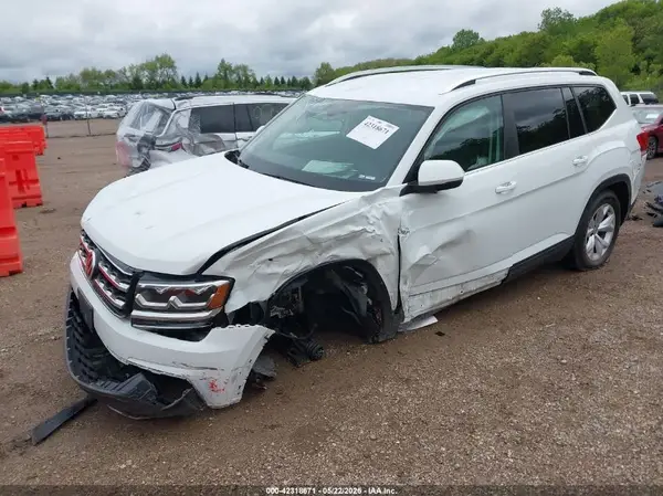 1V2UR2CA0KC560799 2019 VOLKSWAGEN ATLAS - Image 2