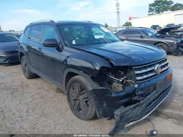 1V2UR2CA0KC580955 2019 VOLKSWAGEN ATLAS - Image 1