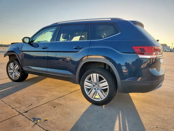 1V2UR2CA0KC614067 2019 VOLKSWAGEN ATLAS - Image 2