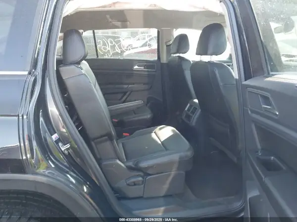 1V2UR2CA1KC528802 2019 VOLKSWAGEN ATLAS - Image 8
