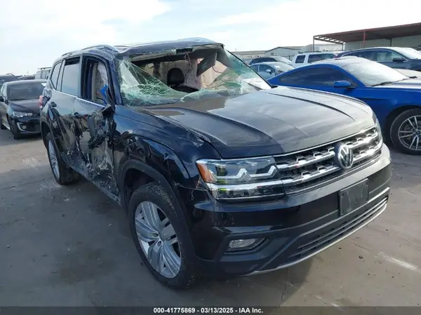 1V2UR2CA1KC581323 2019 VOLKSWAGEN ATLAS - Image 1