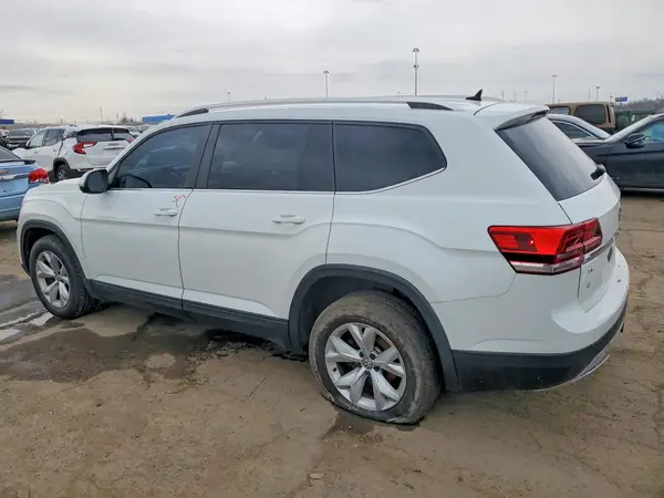 1V2UR2CA2KC516903 2019 VOLKSWAGEN ATLAS - Image 2