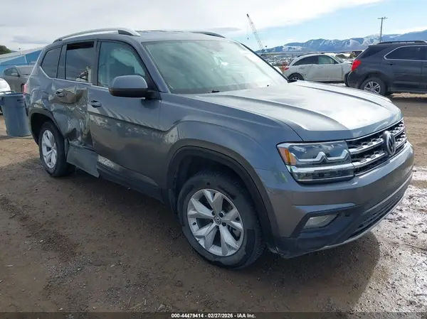 1V2UR2CA2KC557838 2019 VOLKSWAGEN ATLAS - Image 1