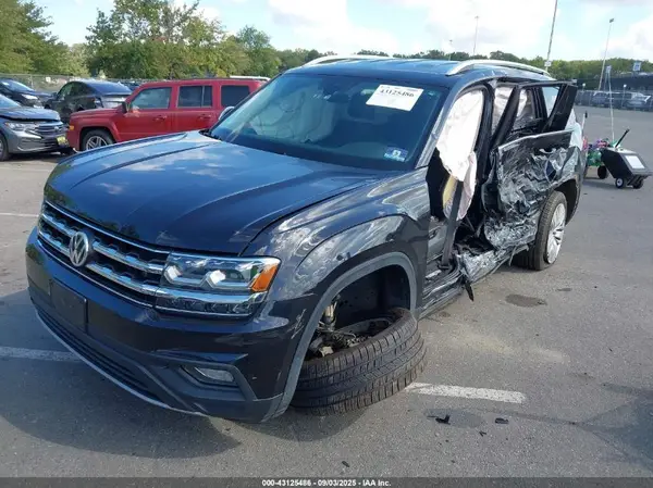 1V2UR2CA2KC558391 2019 VOLKSWAGEN ATLAS - Image 2