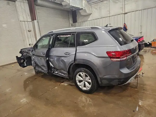 1V2UR2CA2KC560724 2019 VOLKSWAGEN ATLAS - Image 2
