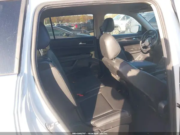 1V2UR2CA2KC579676 2019 VOLKSWAGEN ATLAS - Image 8