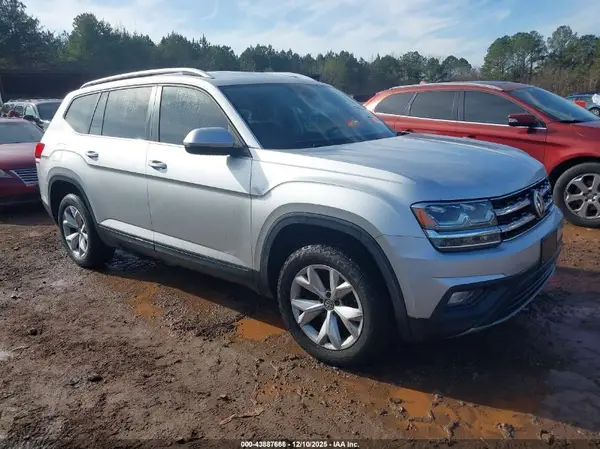 1V2UR2CA2KC579810 2019 VOLKSWAGEN ATLAS - Image 1