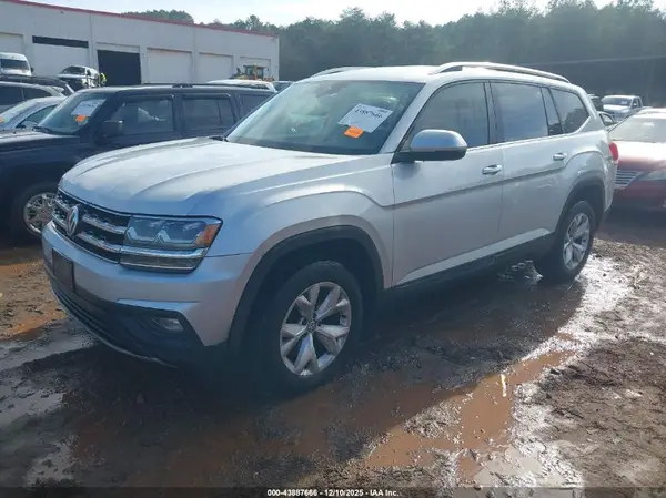 1V2UR2CA2KC579810 2019 VOLKSWAGEN ATLAS - Image 2