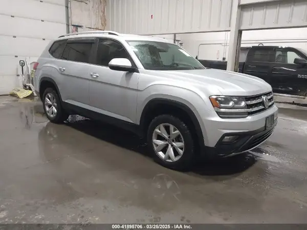 1V2UR2CA3KC571571 2019 VOLKSWAGEN ATLAS - Image 1