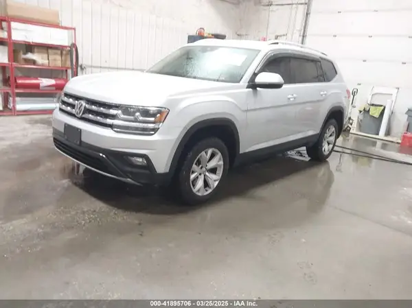 1V2UR2CA3KC571571 2019 VOLKSWAGEN ATLAS - Image 2