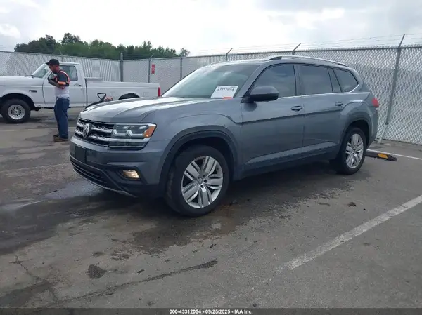 1V2UR2CA5KC588372 2019 VOLKSWAGEN ATLAS - Image 2