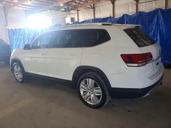 1V2UR2CA8KC504058 2019 VOLKSWAGEN ATLAS - Image 2