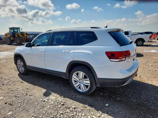 1V2UR2CA8KC599561 2019 VOLKSWAGEN ATLAS - Image 2