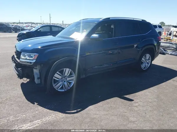 1V2UR2CA9KC538266 2019 VOLKSWAGEN ATLAS - Image 2