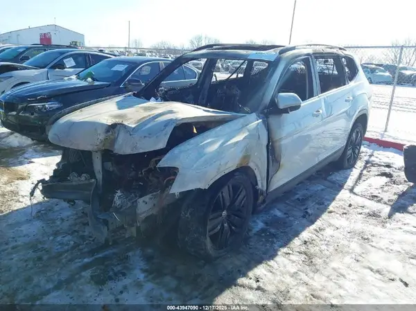 1V2UR2CA9KC589864 2019 VOLKSWAGEN ATLAS - Image 2