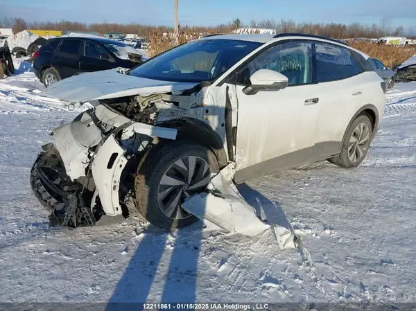 1V2URPE81RC006737 2024 VOLKSWAGEN ID.4 - Image 2