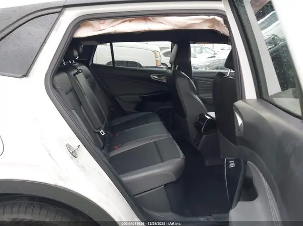 1V2VMPE80PC050809 2023 VOLKSWAGEN ID.4 - Image 8