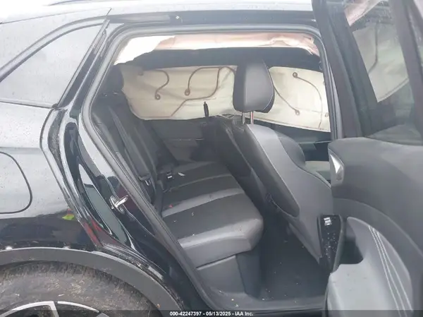 1V2VMPE82PC032604 2023 VOLKSWAGEN ID.4 - Image 8
