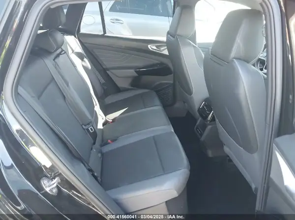 1V2VMPE83PC039657 2023 VOLKSWAGEN ID.4 - Image 8