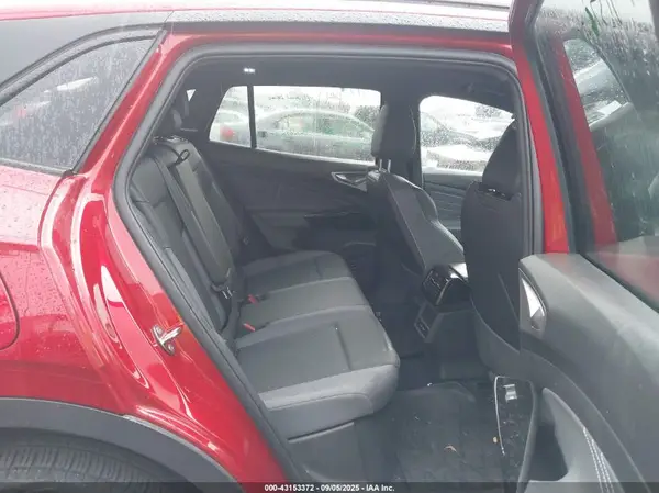 1V2VMPE85PC018521 2023 VOLKSWAGEN ID.4 - Image 8