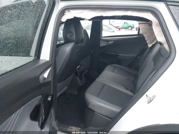 1V2VMPE87PC030511 2023 VOLKSWAGEN ID.4 - Image 8