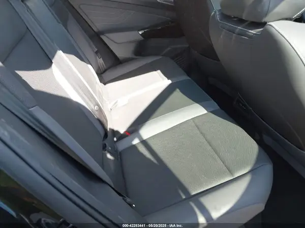 1V2VMPE88PC043137 2023 VOLKSWAGEN ID.4 - Image 8