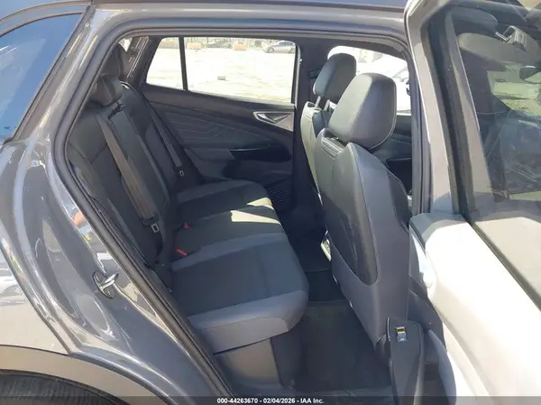 1V2VRPE81RC004720 2024 VOLKSWAGEN ID.4 - Image 8