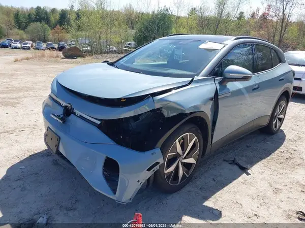 1V2VRPE81RC024465 2024 VOLKSWAGEN ID.4 - Image 2